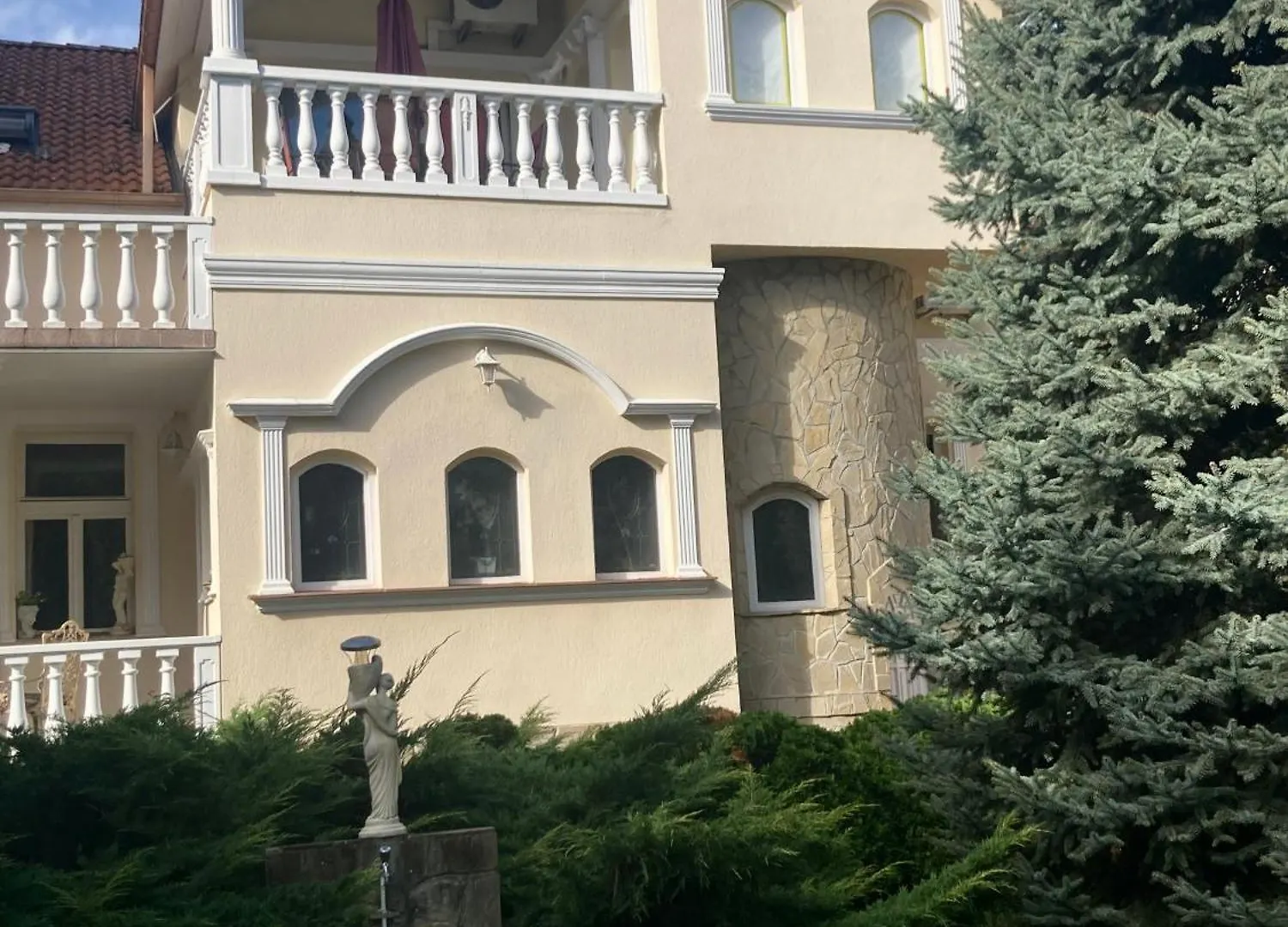 Edem Reprezentativ Apartmanhaz Szeged Hongarije